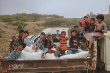 Tamdeen Youth Foundation (TYF) distributes food to 9 thousand and 655 families in Ibb governorate